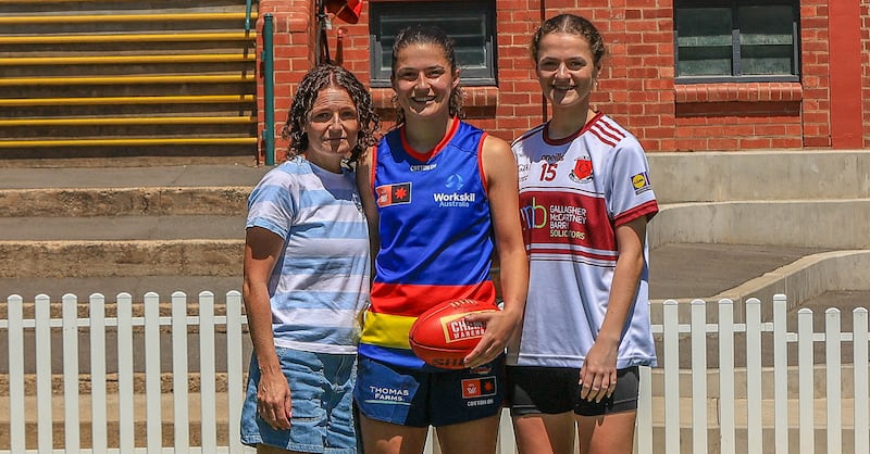 Amy Boyle-Carr with her mother Caroline and sister Eve who made the long journey to support the Adelaide Crows player in her games against North Melbourne Kangaroos 
Picture: Adelaide Crows