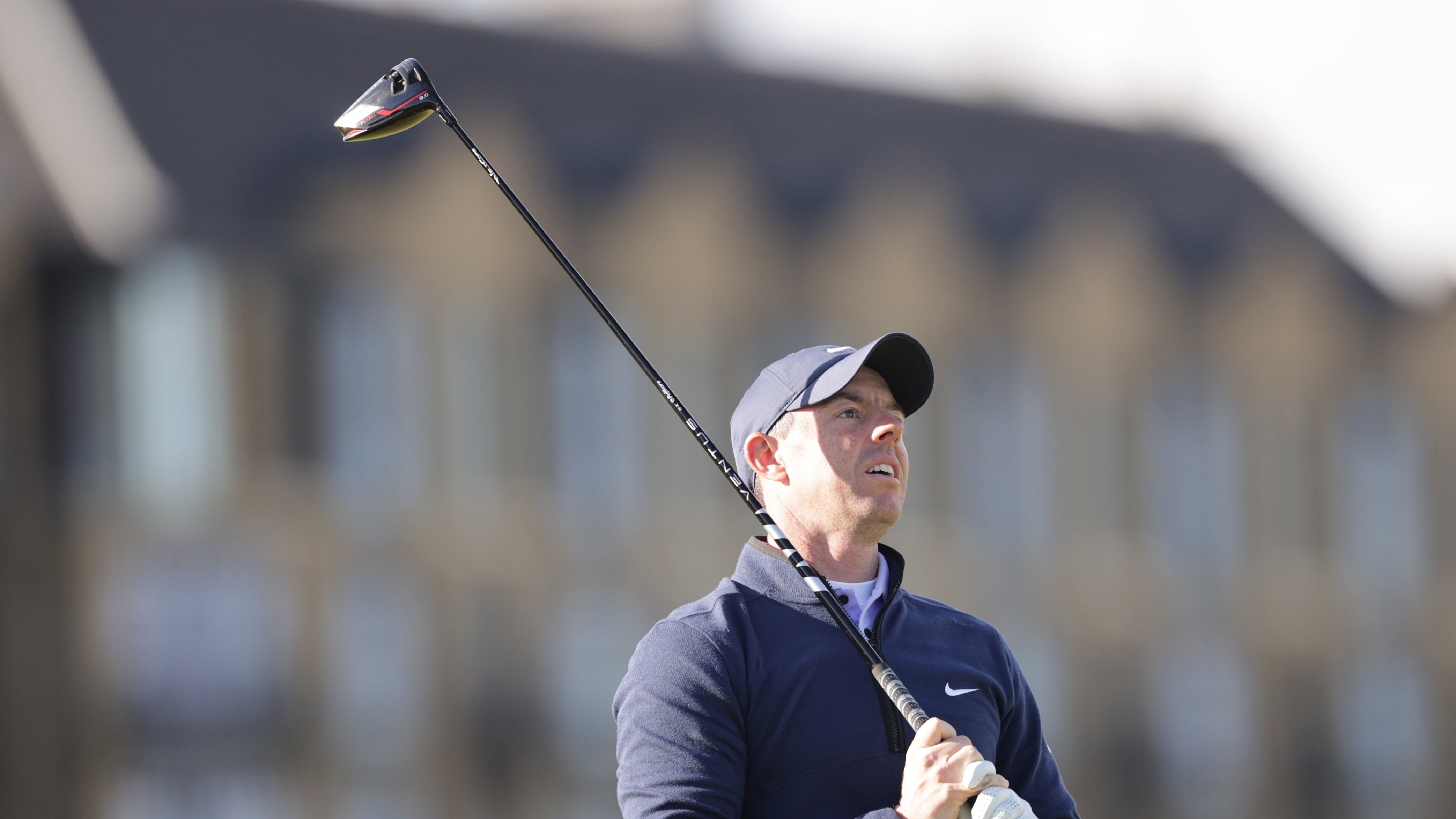 Rory McIlroy enjoyed a birdie-blitz in Connecticut before a late double-bogey set him back