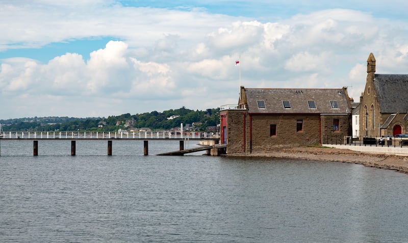 2JHF00D The RNLI lifeboat station in Broughton Ferry in the county of Angus, Scotland