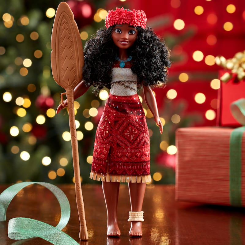 A Moana singing doll