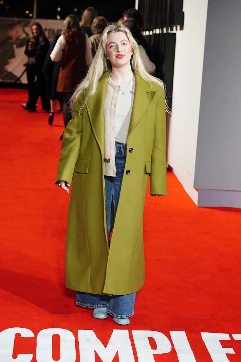 Anais Gallagher wore a pea green trench coat