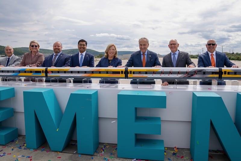 US Senate Majority Leader, Chuck Schumer, alongside officials from Brightline West, announced the new manufacturing site in upstate NY. (Brightline West)