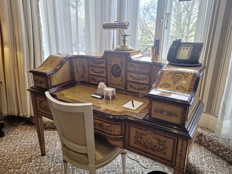 An inspirational writing desk in The Milestone Hotel 