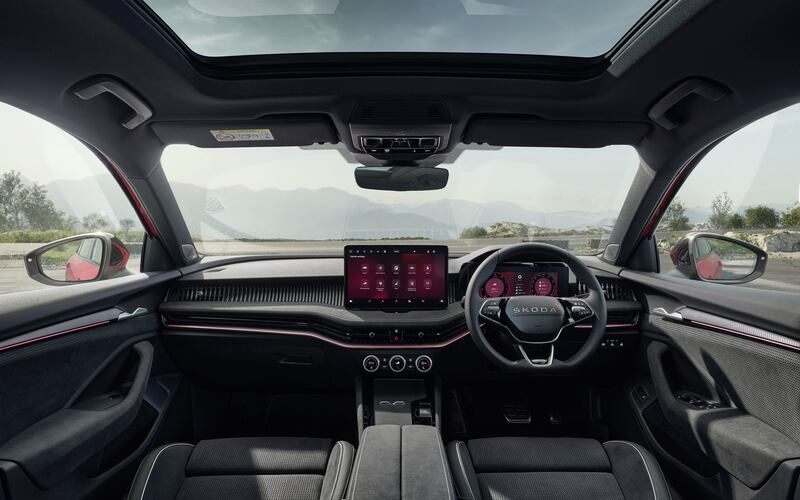 The interior features sports seats and aluminium pedals. (Skoda)