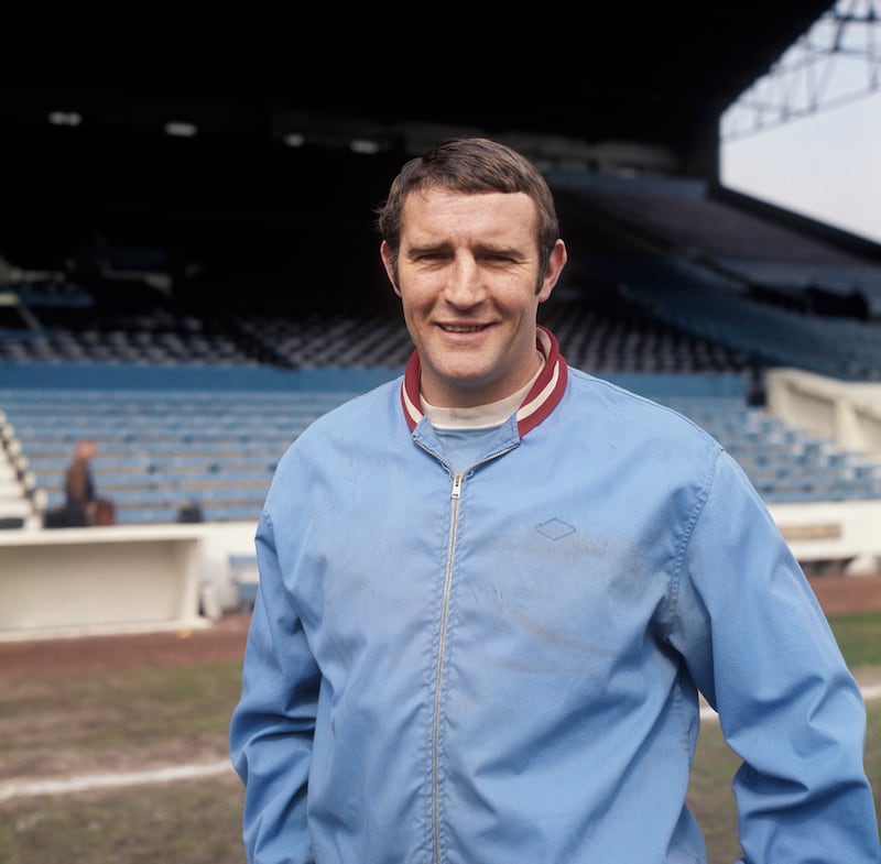 Malcolm Allison gave Tony Book his chance in the Football League .