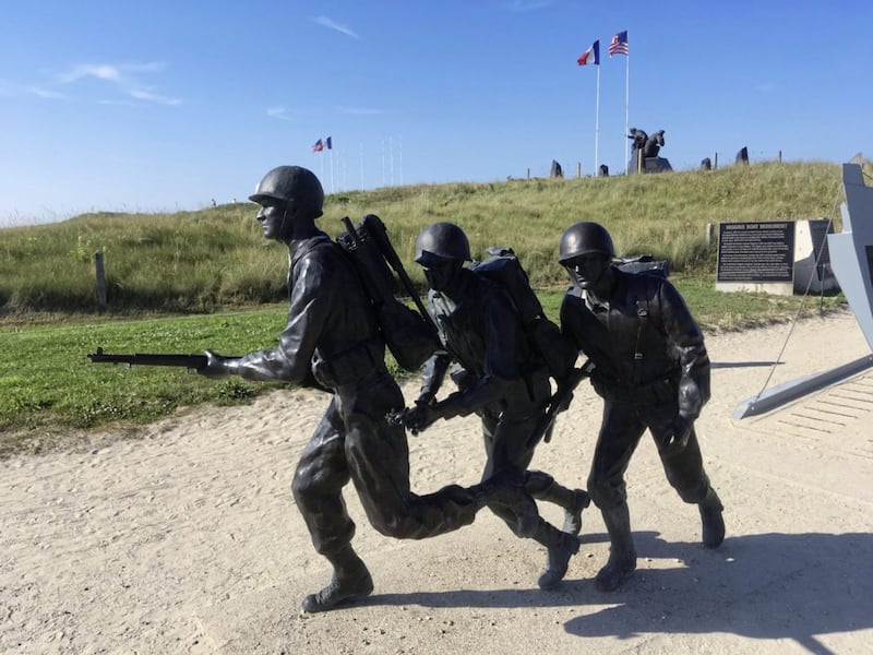 Sculpture of US troops at Utah Beach 