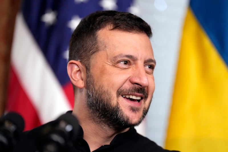 Ukraine’s President Volodymyr Zelensky met US officials(Jacquelyn Martin/AP)