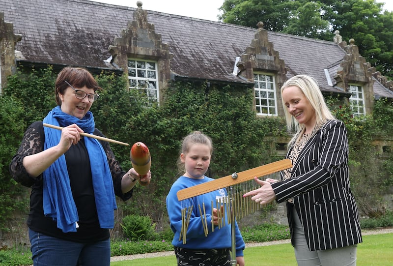 Pupils from St Paul’s PS Irvinestown, King’s Park PS Lurgan and Deravoy NS Co Monaghan take part in the Pushkin Trust workshop at Baronscourt Estate.
PIC COLM LENAGHAN
