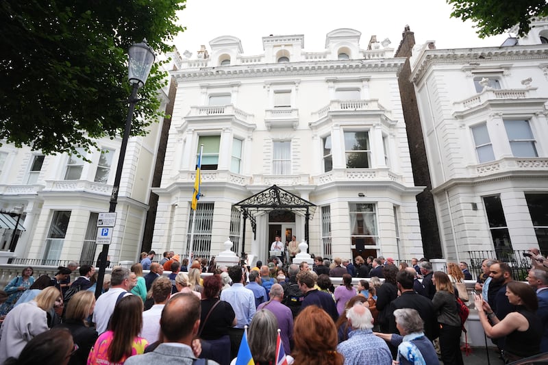 Oleksandr Usyk addressed a crowd outside the Ukrainian embassy in London