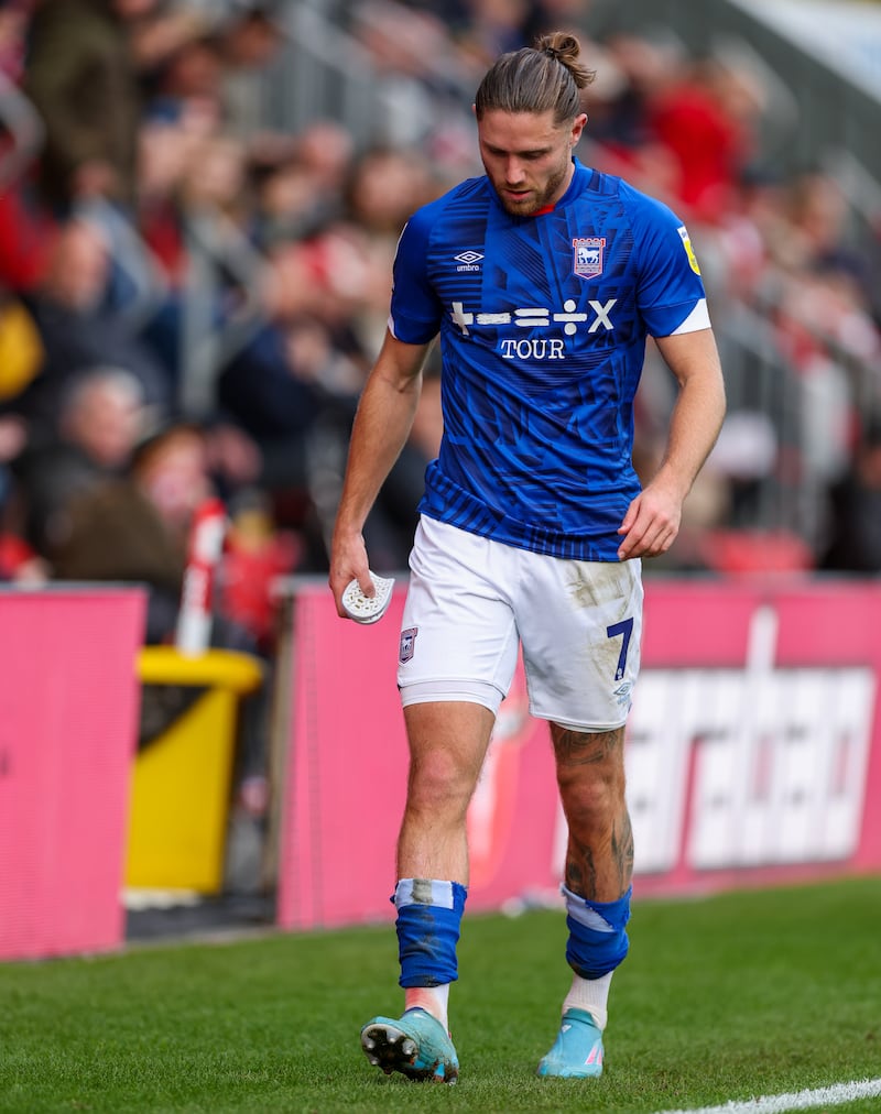 Wes Burns limps off against Exeter in League One in 2022