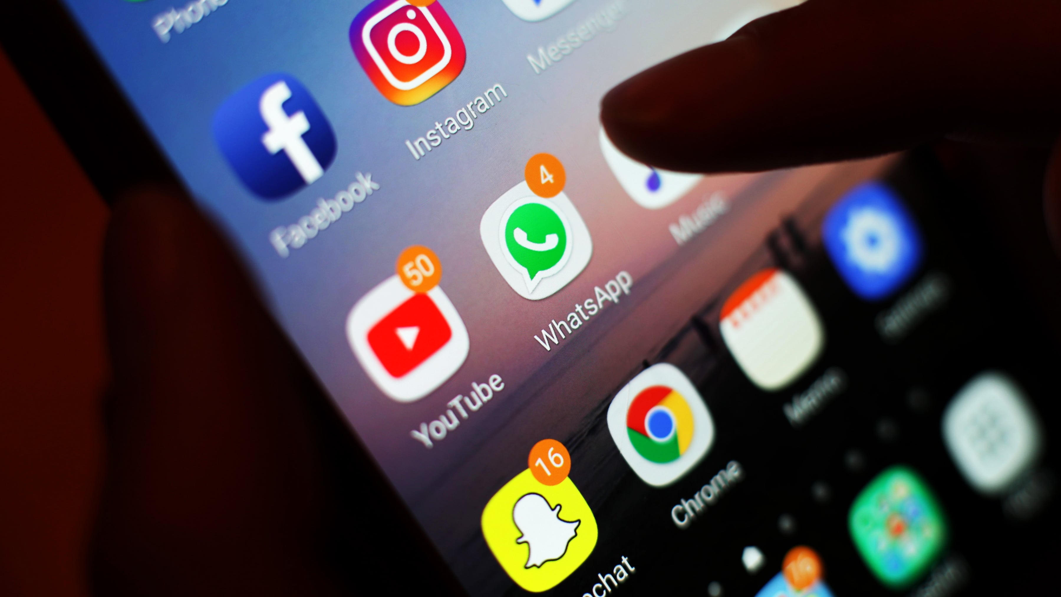 The head of the National Education Union has said the Government should hold an inquiry into ‘dangerous’ content which young people are able to access on their smartphones
