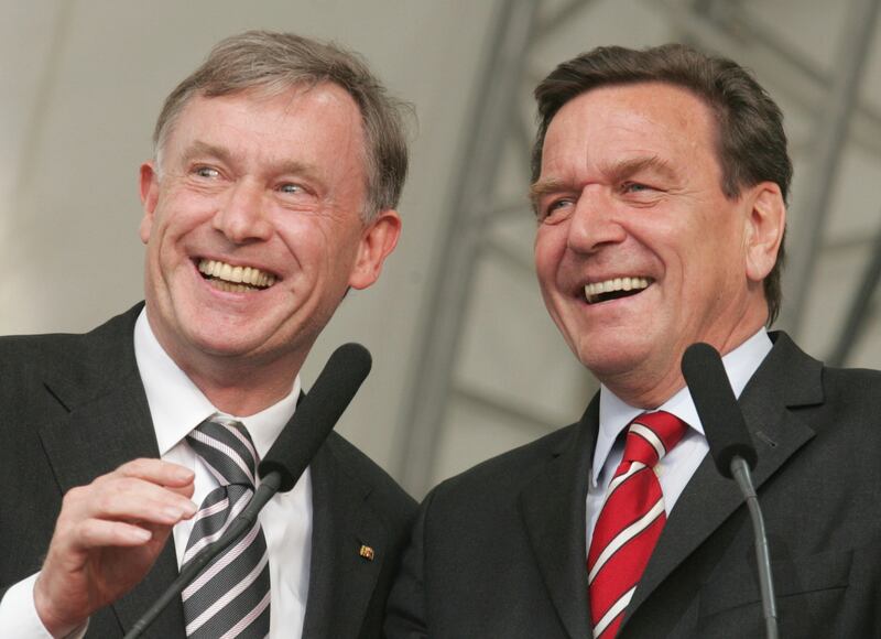 Horst Kohler with then-German Chancellor Gerhard Schroeder in 2005 (AP)