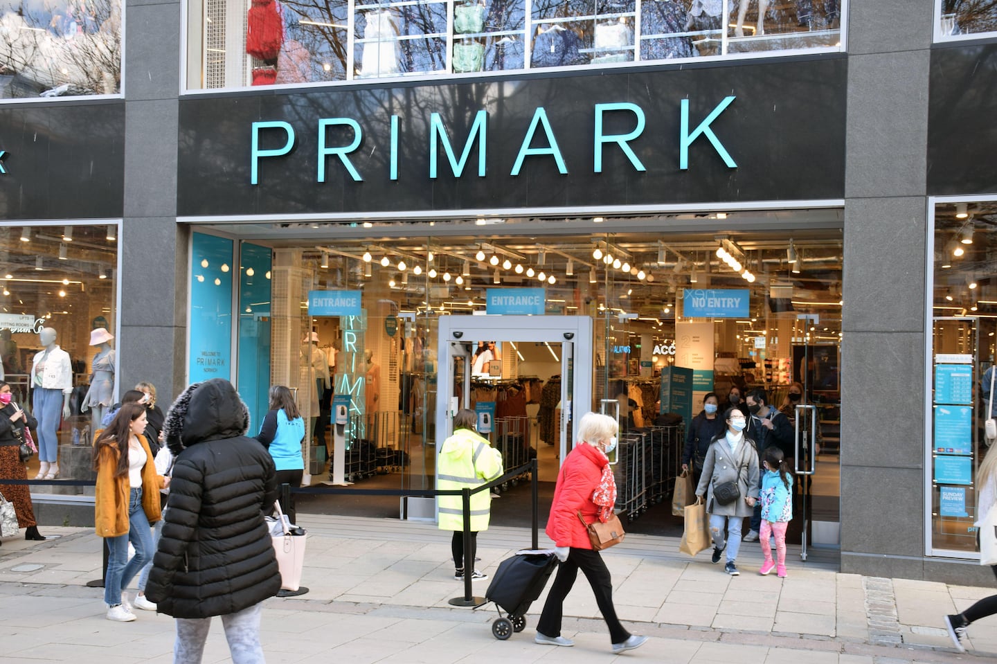 Primark owner lifts full-year outlook after 16% surge in sales – The ...