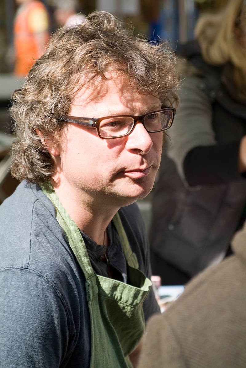 BAH268 Hugh Fearnley Whittingstall at Taunton vale farmers market