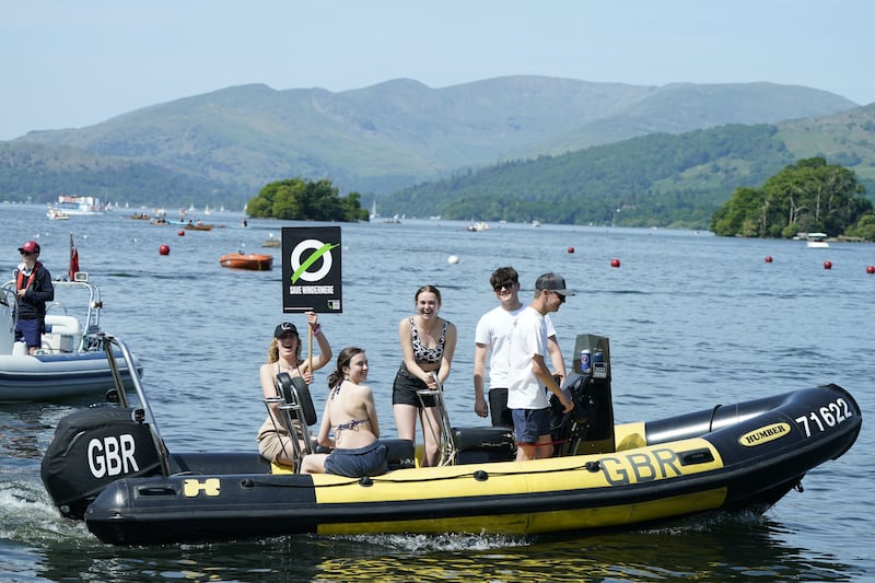 Campaigns have been carried out against pollution pn Britain’s waterways