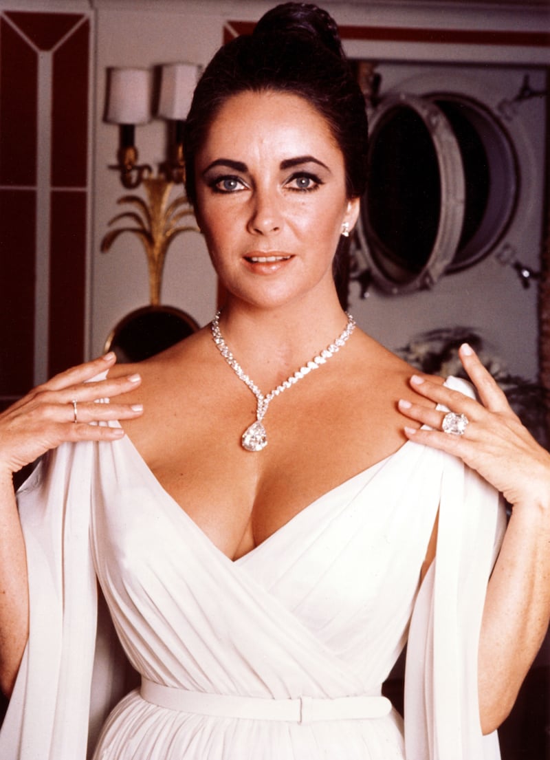 Elizabeth Taylor’s ‘Taylor-Burton Diamond’ necklace weighed over 13 grams