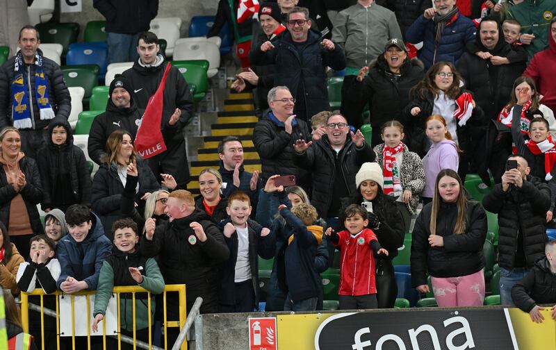 Cliftonville supporters