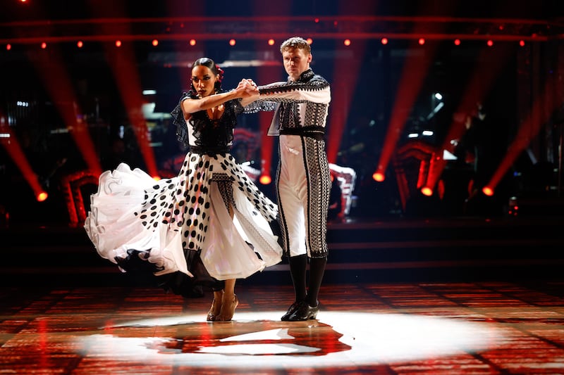 Strictly Come Dancing 2024,19-10-2024,TX5 – LIVE SHOW,TX5 – LIVE SHOW,Jamie Borthwick and Michelle Tsiakkas ,BBC Public Service,Guy Levy