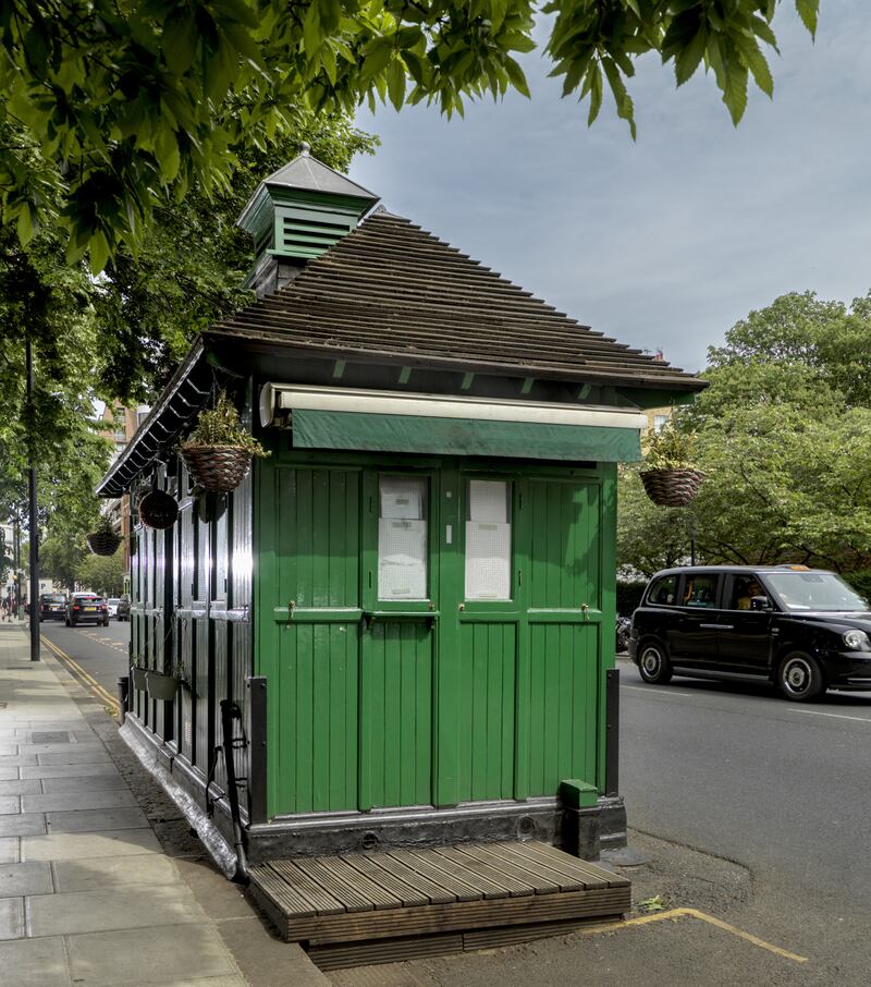 The shelter at Pont Street, Kensington, was listed in 2022