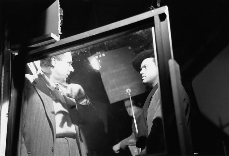 English film director Carol Reed (1906 - 1976, left) with American actor Orson Welles (1915 - 1985) on the set of 'The Third Man', 1949. Original publication: Picture Post - The Third Man - unpub 1949. (Photo by Haywood Magee/Picture Post/Hulton Archive/Getty Images)