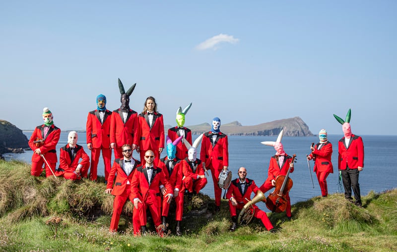 Nobodaddy Musicians and Dancers at Teac Damsa, An Ghlaise Beag, Ballydavid Co Kerry