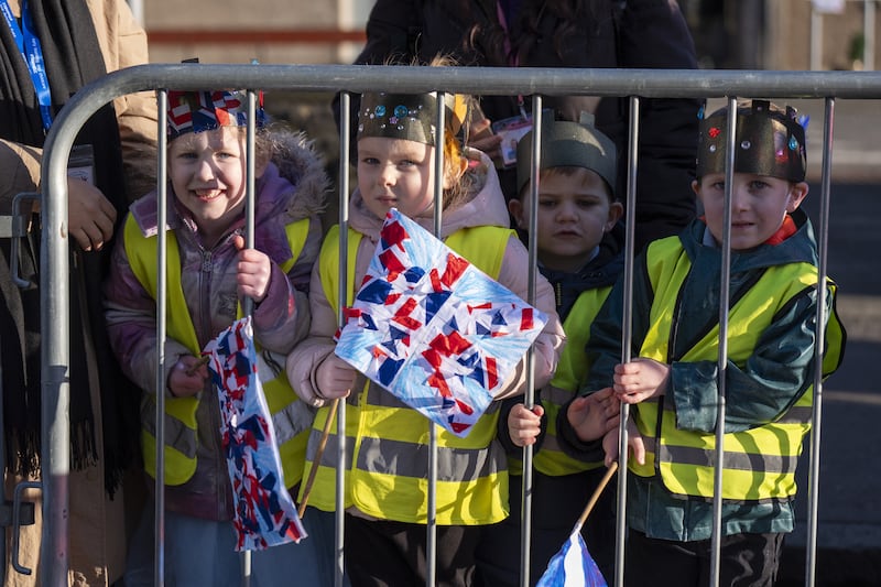 Nursery children await the King’s arrival