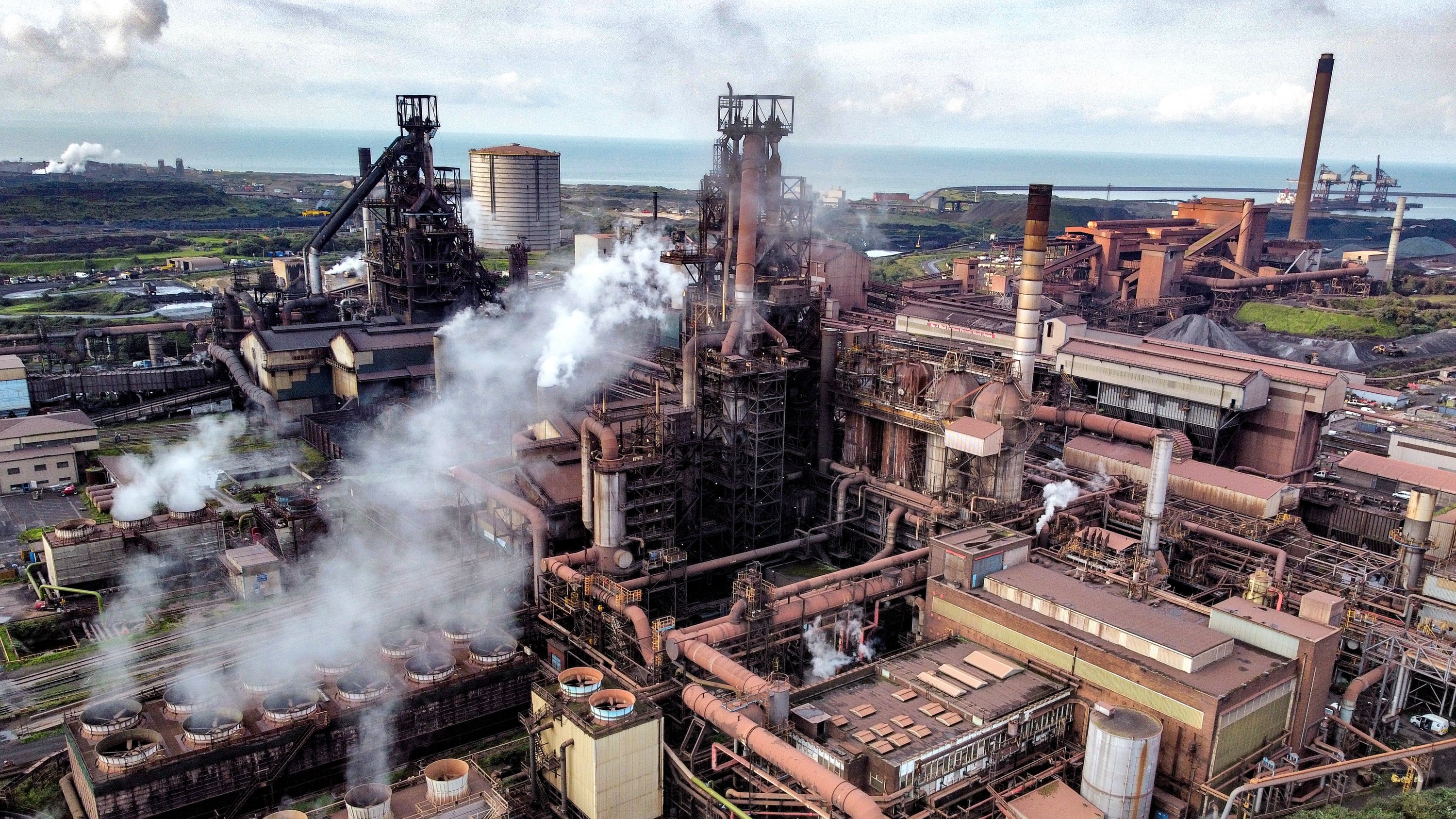 The decommissioning of Blast Furnace 5 started immediately after the last liquid iron was produced on Thursday