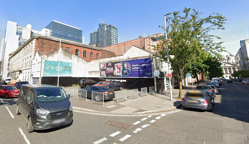 The site of the proposed development on the corner of Clarence Street and Linenhall Street. (Image: Google)