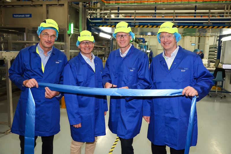 Pictured cutting the ribbon to open the new smooth molded fiber production line at Huhtamaki’s facility in Lurgan, Northern Ireland are, from left: Richard Smith, General Manager at Huhtamaki (Lurgan); Kim Aganimov, SVP New Businesses FFS EAO; Fredrik Davidsson, President FFS EAO; Andy Hesp, General Manager UK&I MU.