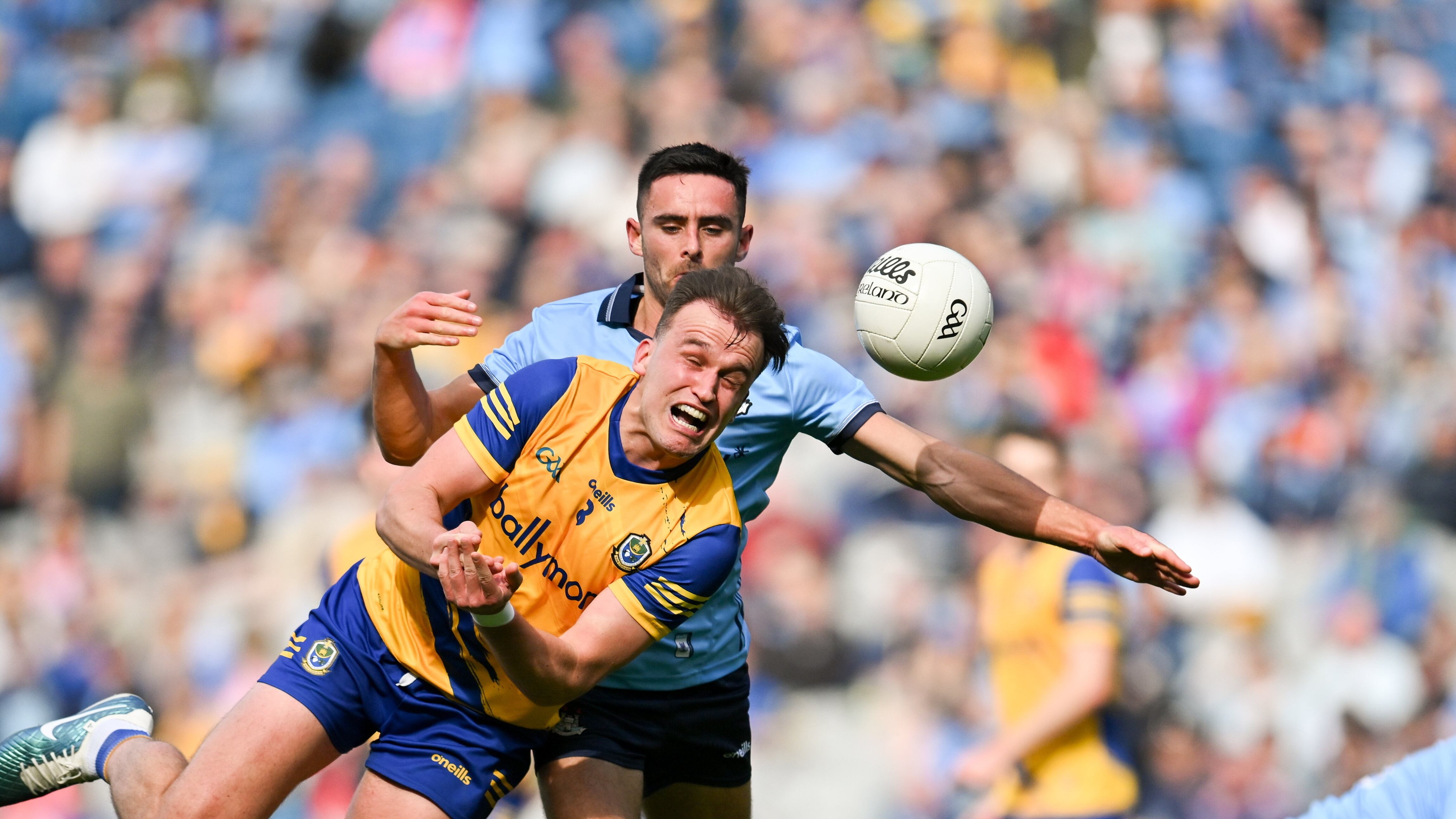 25 May 2024; Enda Smith of Roscommon in action against Niall Scully of Dublin during the GAA Football All-Ireland Senior Championship Round 1 match between Dublin and Roscommon at Croke Park in Dublin. Photo by Stephen Marken/Sportsfile