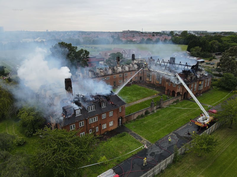 Henderson Old Hall fire
