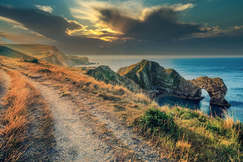 Path with breathtaking views of Durdle Door Beach