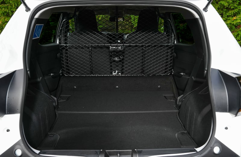 The cargo space stands at 1,085 litres. (Dacia)