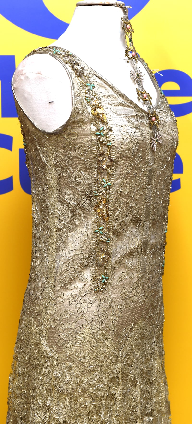 Lady Edith’s gold dress