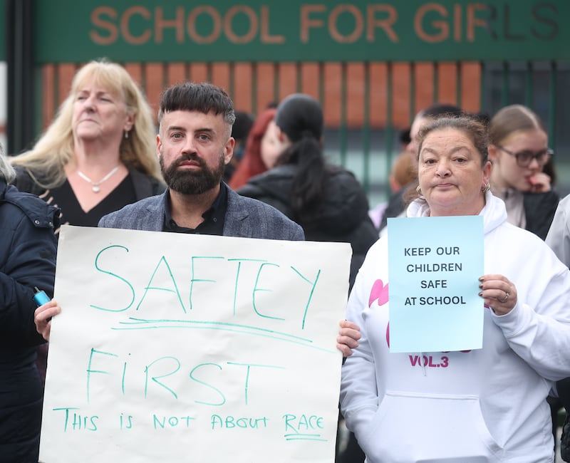 Protests at Belfast Model for Girls in North Belfast.
PICTURE COLM LENAGHAN