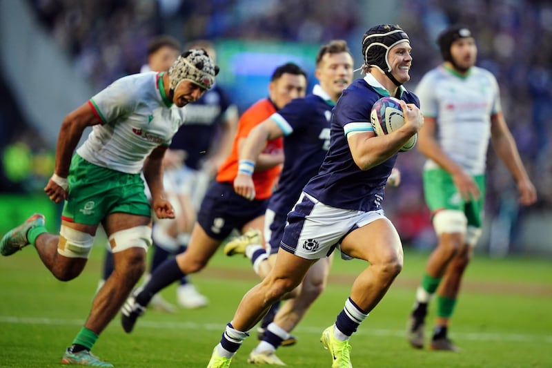 Darcy Graham breaks free to score Scotland’s fourth try