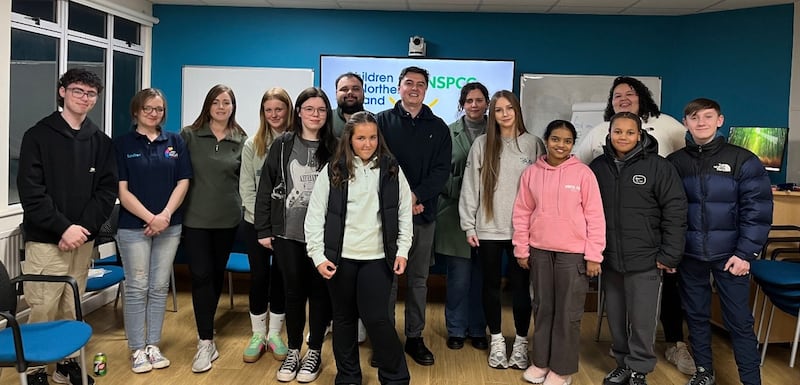 From left to right: Jamie, Debbie and Claire (staff members from Dry Arch Children’s Centre), Iona, Eimear, Conor (staff member from Clonmore Youth Club), Alanna-May, Dr Ernest Purvis (Head of Policy at CiNI), Paula (staff member from Blackmountain Action Group), Matylda, Maria, Bethany (staff member from Oasis Youth/CiP), Theo, and Ethan. PICTURE: NSPCC