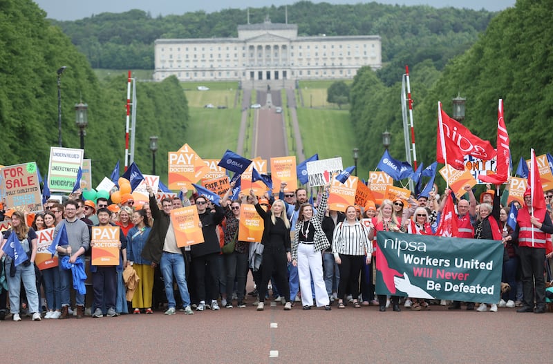 Junior doctors protest at Stormont in Belfast  in a dispute over pay.
The 48-hour full walkout runs from 07:00 BST on Thursday 6 June until 07:00 on Saturday 8 June.
PICTURE COLM LENAGHAN