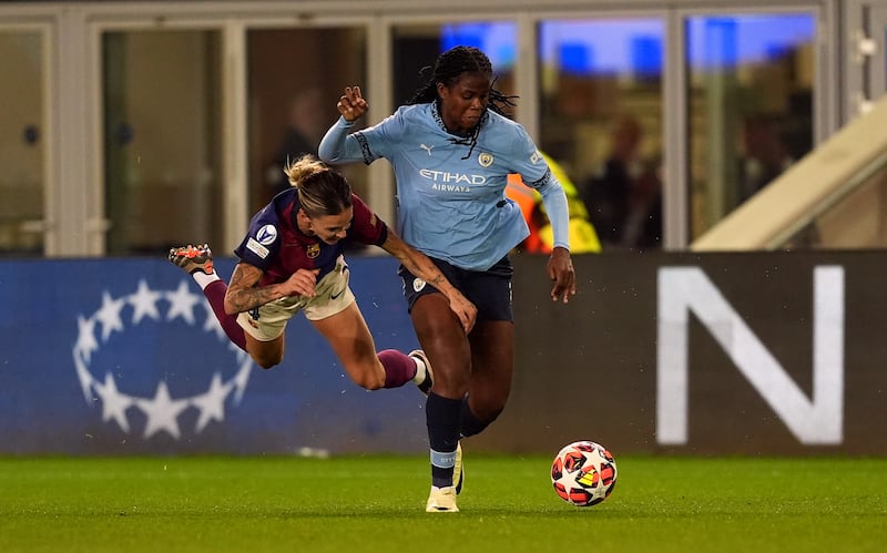 Khadija Shaw (right) doubled City’s score after 77 minutes