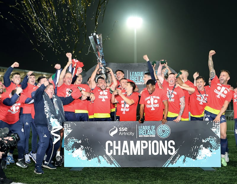 Shelbourne celebrate winning the league after beating Derry City during Friday nights final match of the league season at the Brandywell.