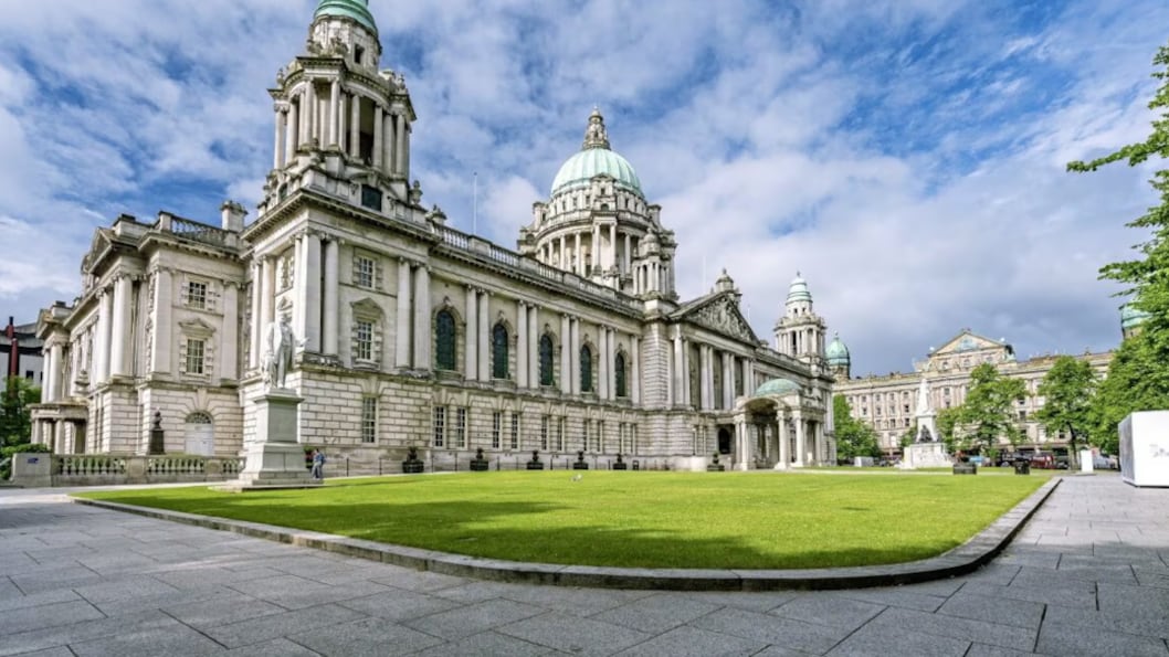 Belfast City Council is to hire two new Community Safety Officers to tackle issues including drug-taking in the city centre.