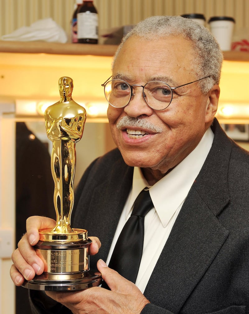 James Earl Jones with his lifetime achievement Oscar