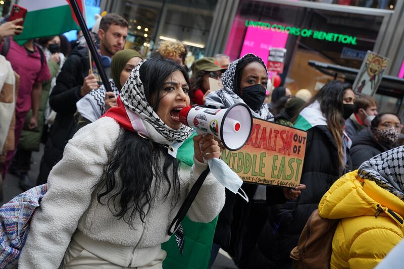 Clothing giant Zara faces backlash as pro-Palestinian activists