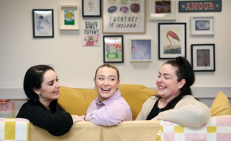 Bronagh Diamond , Grainne  Mullan and Aoife McCrory from Kitsch Sisters.
PICTURE COLM LENAGHAN