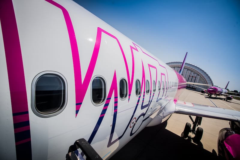 Wizz Air said it will continue to operate flights between the UK and Ukraine despite Russia sending troops into the east of the country