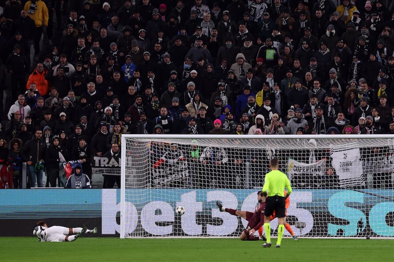 Juventus’ Weston McKennie scored an acrobatic second