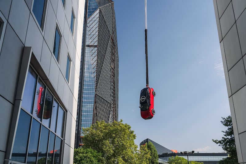 The stunt was awarded by the Guinness World Records for the highest bungee jump in a car. (Nissan)