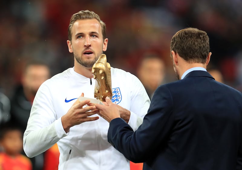 Southgate (right) presented Harry Kane (left) with the golden boot award for the 2018 FIFA World Cup