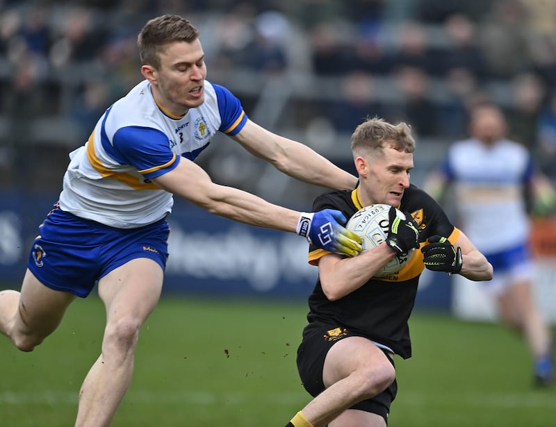 Sunday 12th January 2025
xxxx of Errigal Ciaran in action against Gavin O’Shea of Dr Croke’s in the All Ireland Club Senior championship Semi Final at St Conleth’s Park Newbridge, Co. Kildare. Picture Oliver McVeigh