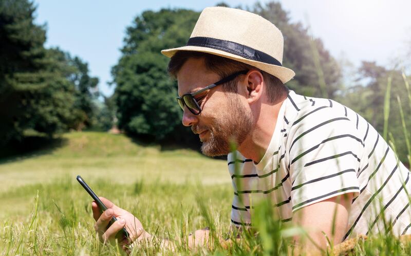 Phones can stop working when they overheat